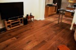 Memilih Lantai Kayu Terbaik untuk Rumah Anda