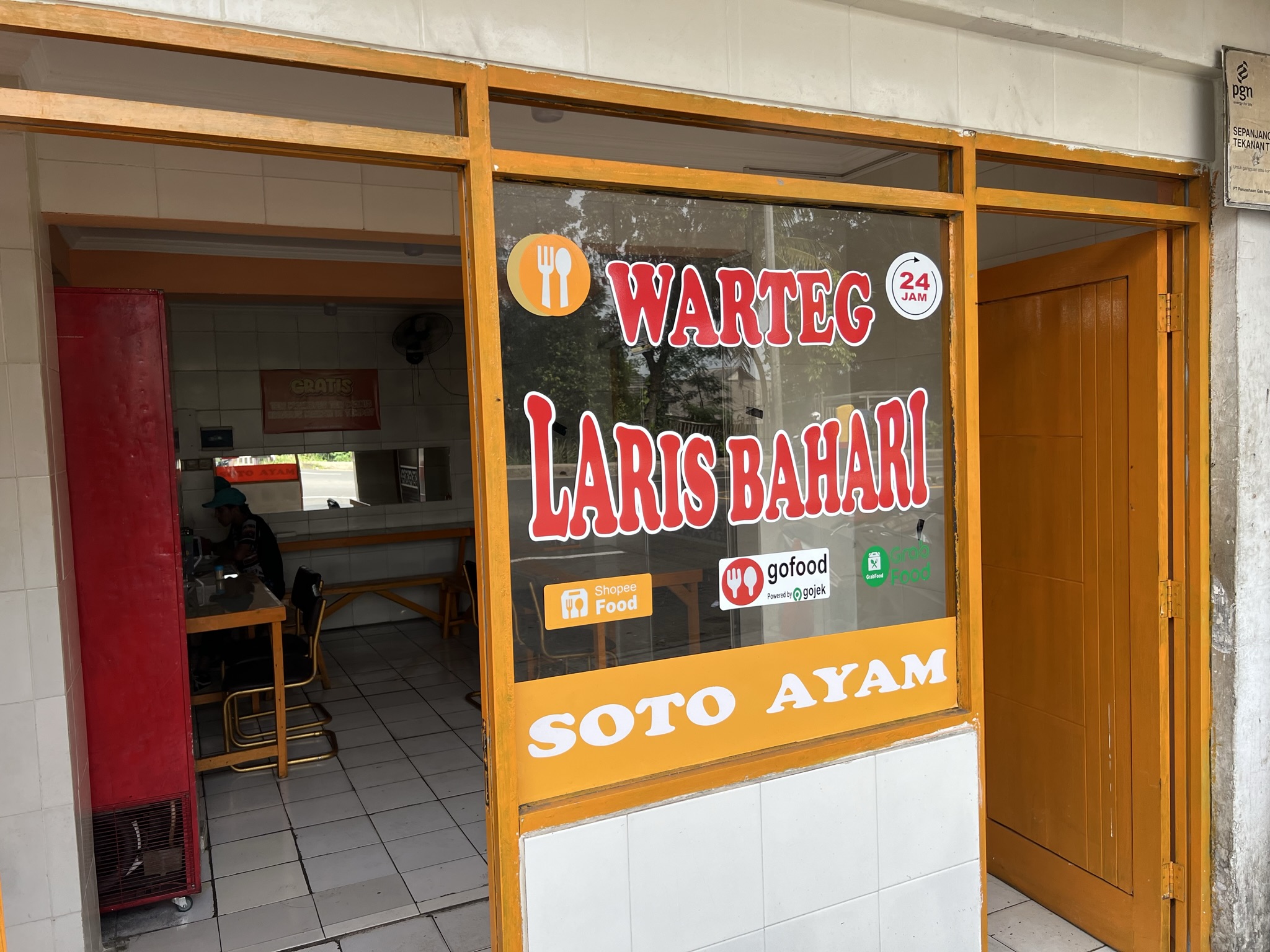 Warteg Kd Roda 10