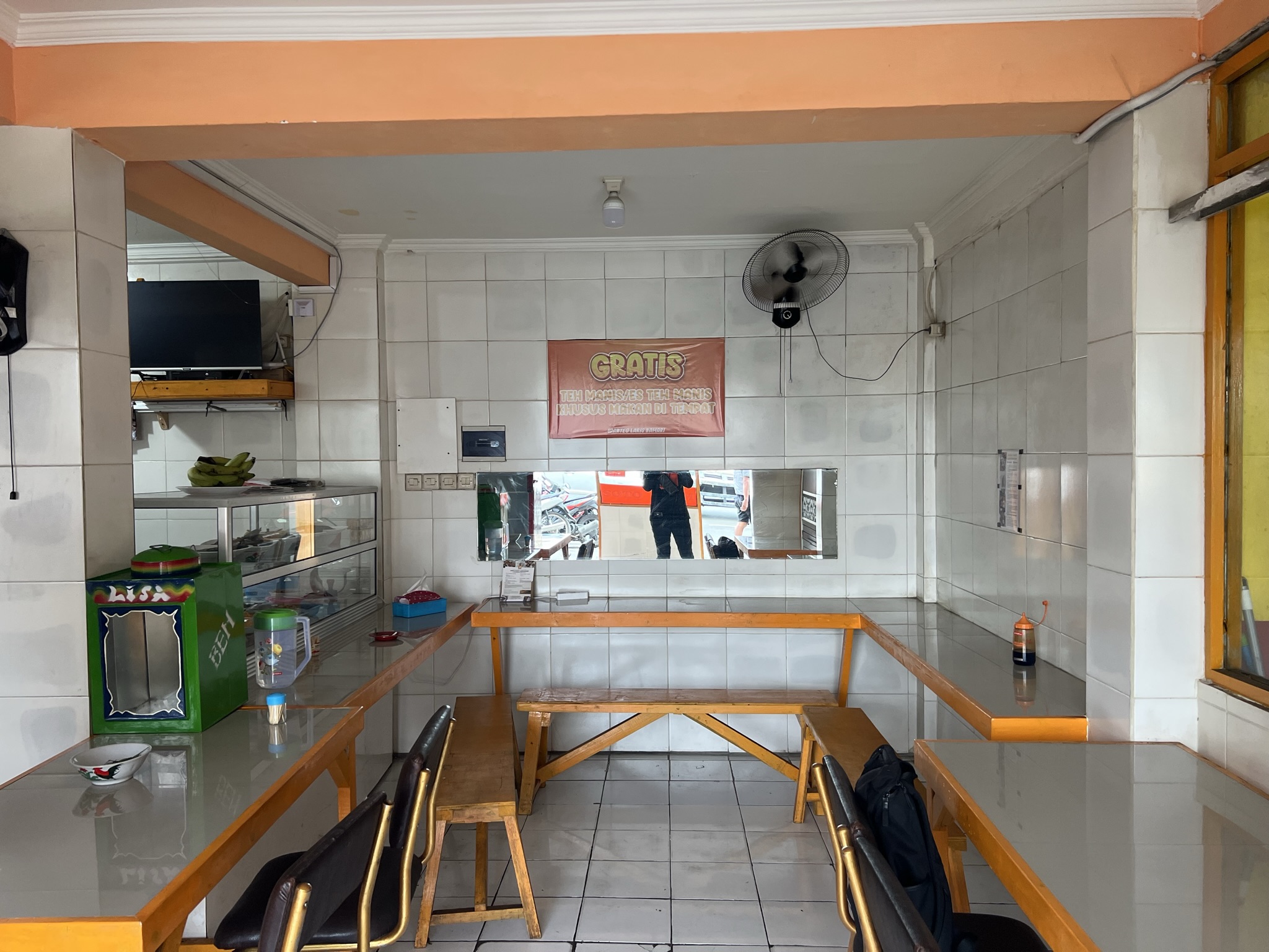 Warteg Kd Roda 13